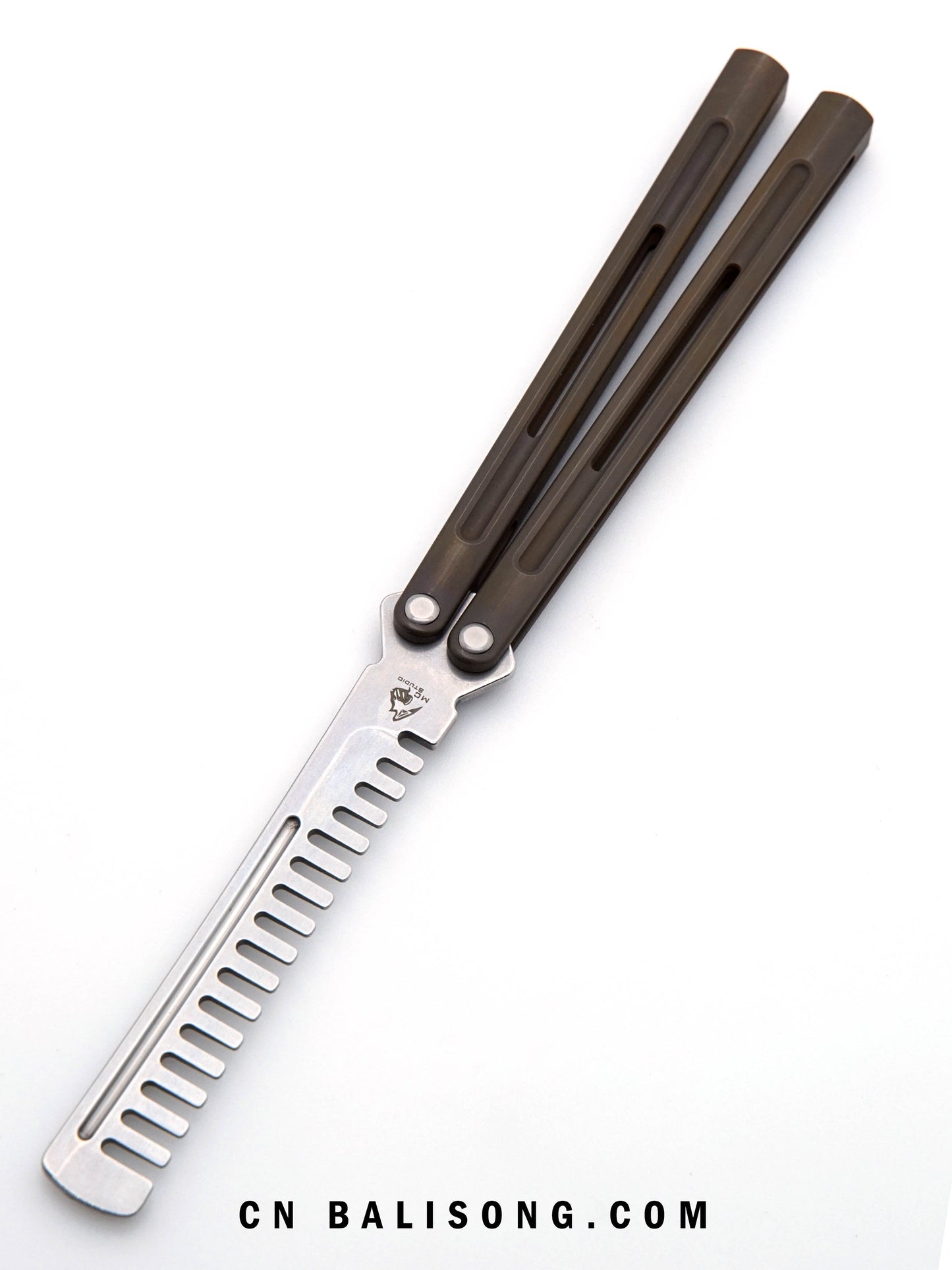 Maxace Apostle